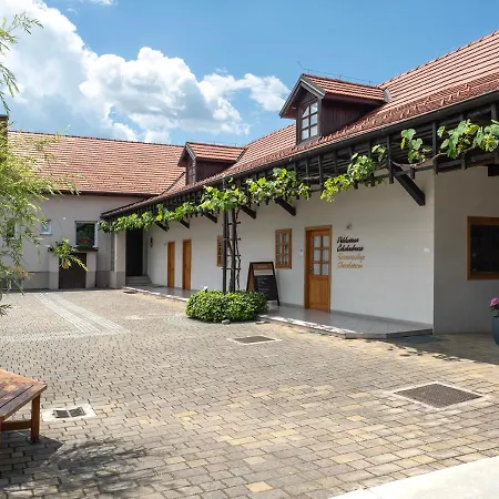 Passero House Feriehus